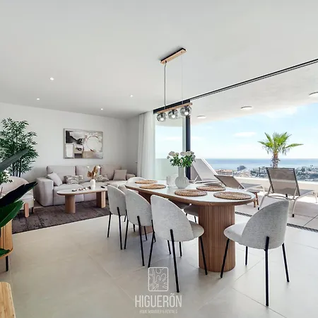 Higueronrentals Sunny Sea View Retreat 아파트