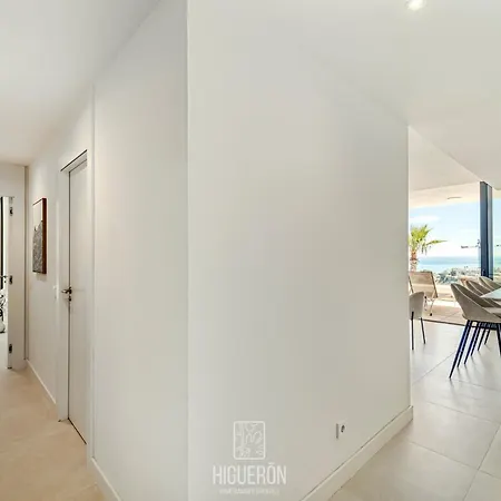 아파트 Higueronrentals Sunny Sea View Retreat *