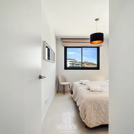 Higueronrentals Sunny Sea View Retreat 아파트 푸엔히롤라