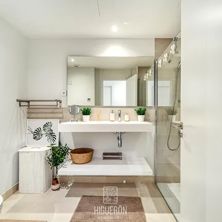 Higueronrentals Sunny Sea View Retreat 아파트 푸엔히롤라